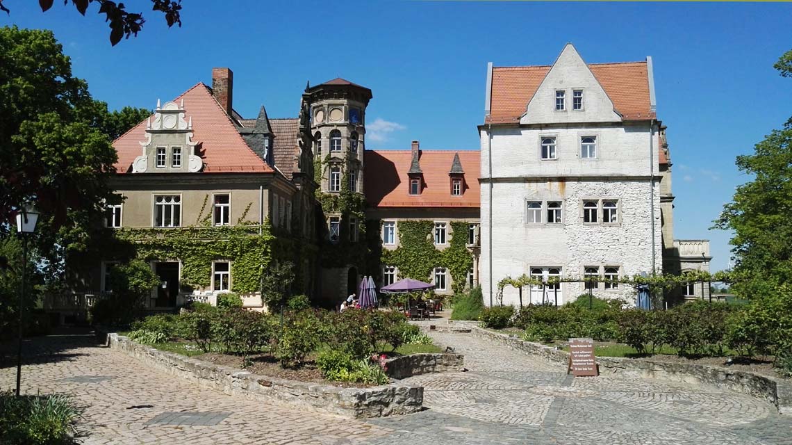 Schloss Hohenerxleben über der Bode