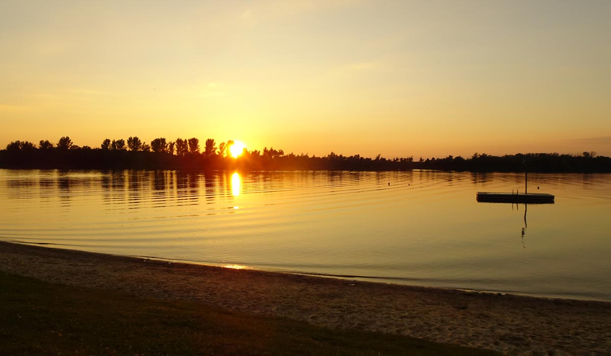 Sonnenuntergang am Löderburger See Sonnenuntergang am Löderburger See